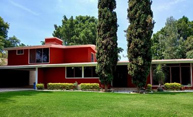 CASA EN VENTA EN ATLIXCO, A 500 METROS DE PLAZA MORALEDA, IDEAL PARA AIRBNB, CASA DE FIN DE SEMANA