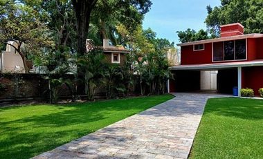 CASA EN VENTA EN ATLIXCO, A 500 METROS DE PLAZA MORALEDA, IDEAL PARA AIRBNB, CASA DE FIN DE SEMANA