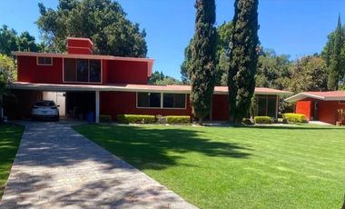 CASA EN VENTA EN ATLIXCO, A 500 METROS DE PLAZA MORALEDA, IDEAL PARA AIRBNB, CASA DE FIN DE SEMANA
