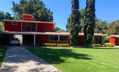 CASA EN VENTA EN ATLIXCO, A 500 METROS DE PLAZA MORALEDA, IDEAL PARA AIRBNB, CASA DE FIN DE SEMANA