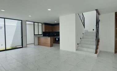 Casa en Venta, Pachuca. Zona sur con 3 recamaras y seguridad. Platinum