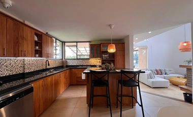 Casa Amoblada en Arriendo en Escobero Envigado Antioquia