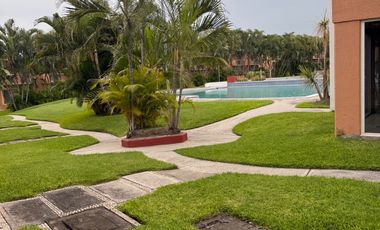 CASA EN CONDOMINIO CON ALBERCA Y AMENIDADES EN XOCHITEPEC