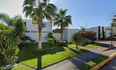 Casa En Venta En Solar de Naranjos Villas de Xochitepec Morelos