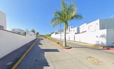 Casa En Venta En Solar de Naranjos Villas de Xochitepec Morelos