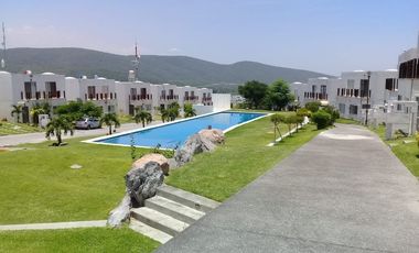 Casa En Venta En Solar de Naranjos Villas de Xochitepec Morelos