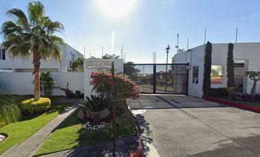 Casa En Venta En Solar de Naranjos Villas de Xochitepec Morelos