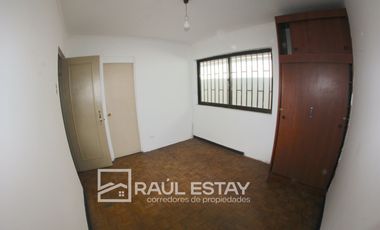 VENDEMOS Casa amplia en pleno centro