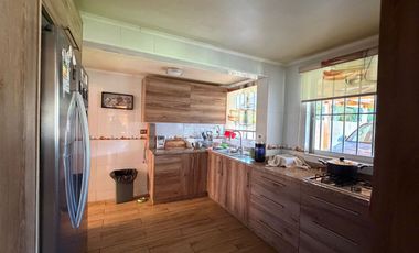 Vendo Casa en Rauco V 1680-C-178-LR-10.25