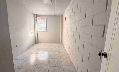 Alquilo una Casa en Samanes 4