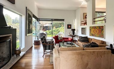 Linda Casa con Piscina propia, en el exclusivo Condominio Bosques de La Planicie.