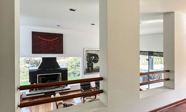 Linda Casa con Piscina propia, en el exclusivo Condominio Bosques de La Planicie.
