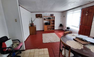 Vendo casa con gran terreno en Maipú