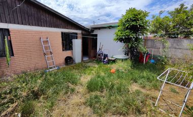 Vendo casa con gran terreno en Maipú