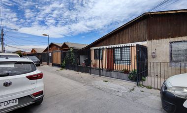 Vendo casa con gran terreno en Maipú