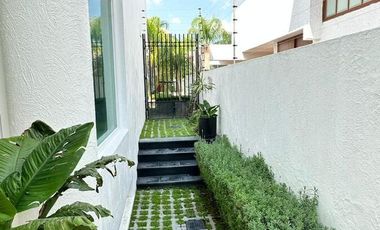 CASA EN RENTA VALLLE REAL