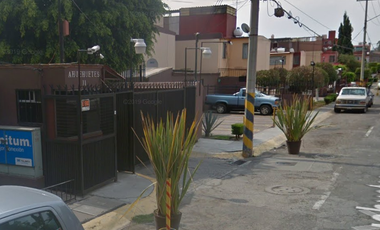 Casa Venta Remate Bancario Ahuehuetes, U.H. Valle del Tenayo, 54147 Tlalnepantla