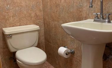 VENDO CASA FRENTE AL MAR CON VIGILANCIA Y ALBERCA