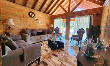 Se vende Parcela con hermosa casa en Marchigue