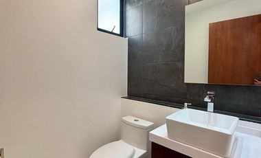 Casa en Venta Pachuca, privada de pocas casas con seguridad 24/7. Monterreal