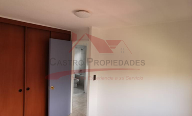 Hermosa Casa de Dos Pisos, 3 Dormitorios, 3 Baños, Villa el Sendero, Comuna de Quilicura.