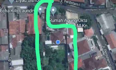 dijual rumah luas terawat