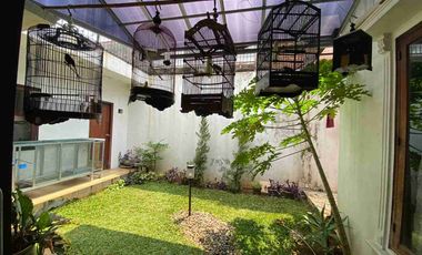 dijual rumah luas terawat