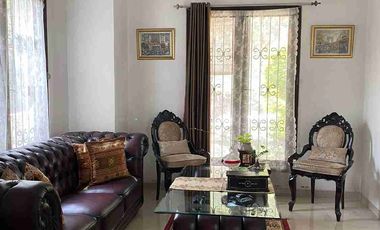 dijual rumah luas terawat