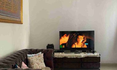 dijual rumah luas terawat