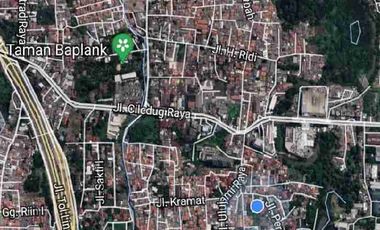 dijual rumah luas terawat