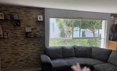 Lindo departamento en venta en Lomas Lindas