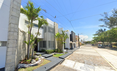 VENTA DE CASA EN BOCA DEL RIO VERACRUZ COLONIA COSTA DE ORO