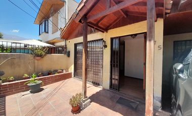 AV. COLOMBIA CON ENRIQUE OLIVARES, LA FLORIDA