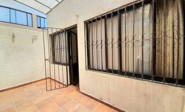 AV. COLOMBIA CON ENRIQUE OLIVARES, LA FLORIDA