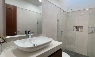 Casa en venta dentro de coto exclusivo en Ciudad Granja, Zapopan