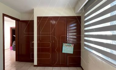 Casa en venta dentro de coto exclusivo en Ciudad Granja, Zapopan
