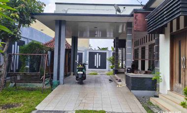 Rumah Siap Huni 565 m² + Bangunan Joglo – Hanya 2 Menit dari Stadion Manahan, Sumber Banjarsari Surakarta – SHM