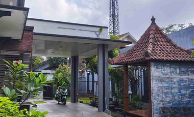 Rumah Siap Huni 565 m² + Bangunan Joglo – Hanya 2 Menit dari Stadion Manahan, Sumber Banjarsari Surakarta – SHM