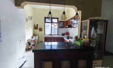 Rumah Siap Huni 565 m² + Bangunan Joglo – Hanya 2 Menit dari Stadion Manahan, Sumber Banjarsari Surakarta – SHM