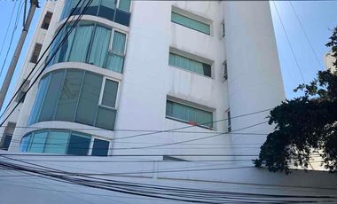 AMPLIO PENT HOUSE MUY ILUMINADO