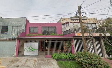 CASA EN REMATE JARDIN BALBUENA VENUSTIANO CARRANZA CERCA DE METRO MOCTEZUMA
