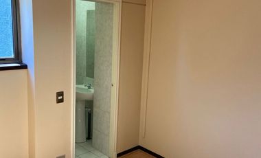 Oficina céntrica, 4 privados, 4 baños