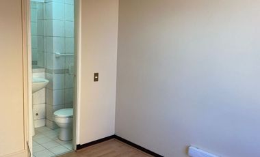 Oficina céntrica, 4 privados, 4 baños