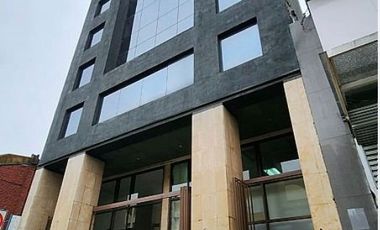 Oficina céntrica, 4 privados, 4 baños