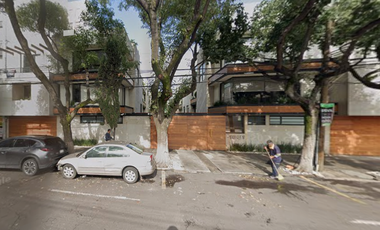 EXCELENTE CASA EN VENTA Y EN OPORTUNIDAD Y UBICADA EN AVENIDA AMORES 1631 CASA 11	BENITO JUAREZ	DEL VALLE SUR	CIUDAD DE MEXICO