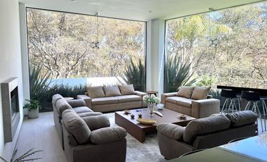 VENTA DE HERMOSA,MODERNA DE BUEN GUSTO EN HACIENDA DE VALLE ESCONDIDO