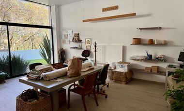 VENTA DE HERMOSA,MODERNA DE BUEN GUSTO EN HACIENDA DE VALLE ESCONDIDO