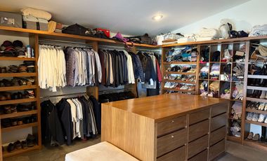 VENTA DE HERMOSA,MODERNA DE BUEN GUSTO EN HACIENDA DE VALLE ESCONDIDO