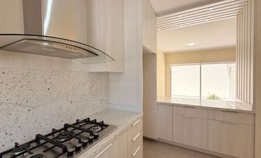 Casa en venta en Alta California