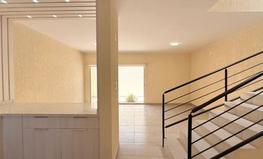 Casa en venta en Alta California